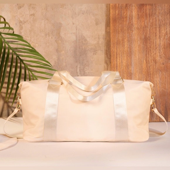 NWT Rachel Zoe X Curateur Amalfi Weekender Crossbody Bag Pearl - Picture 4 of 6